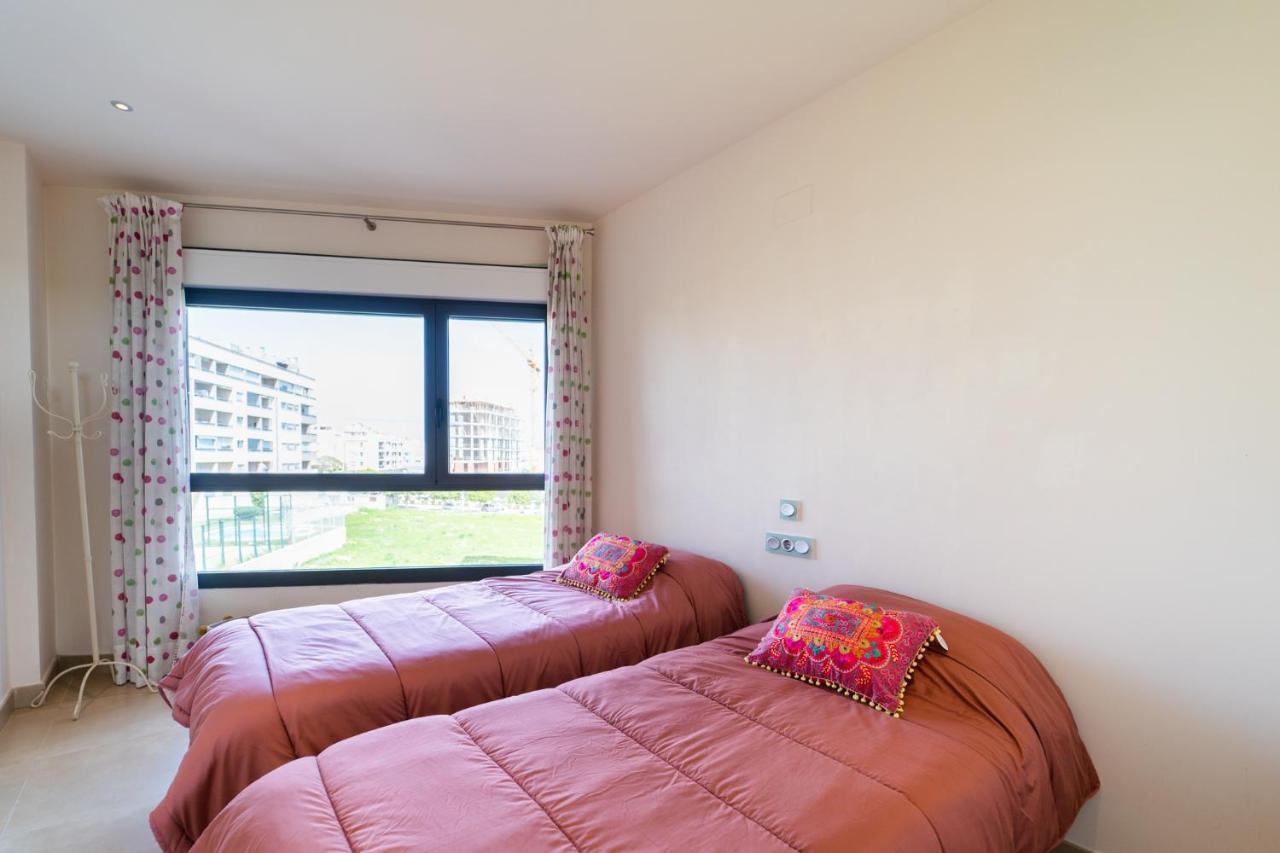 Primera Linea De Mar Con Piscina, Gimnasio Y Parking 2 Hab Y 2 Banos Villajoyosa Bagian luar foto