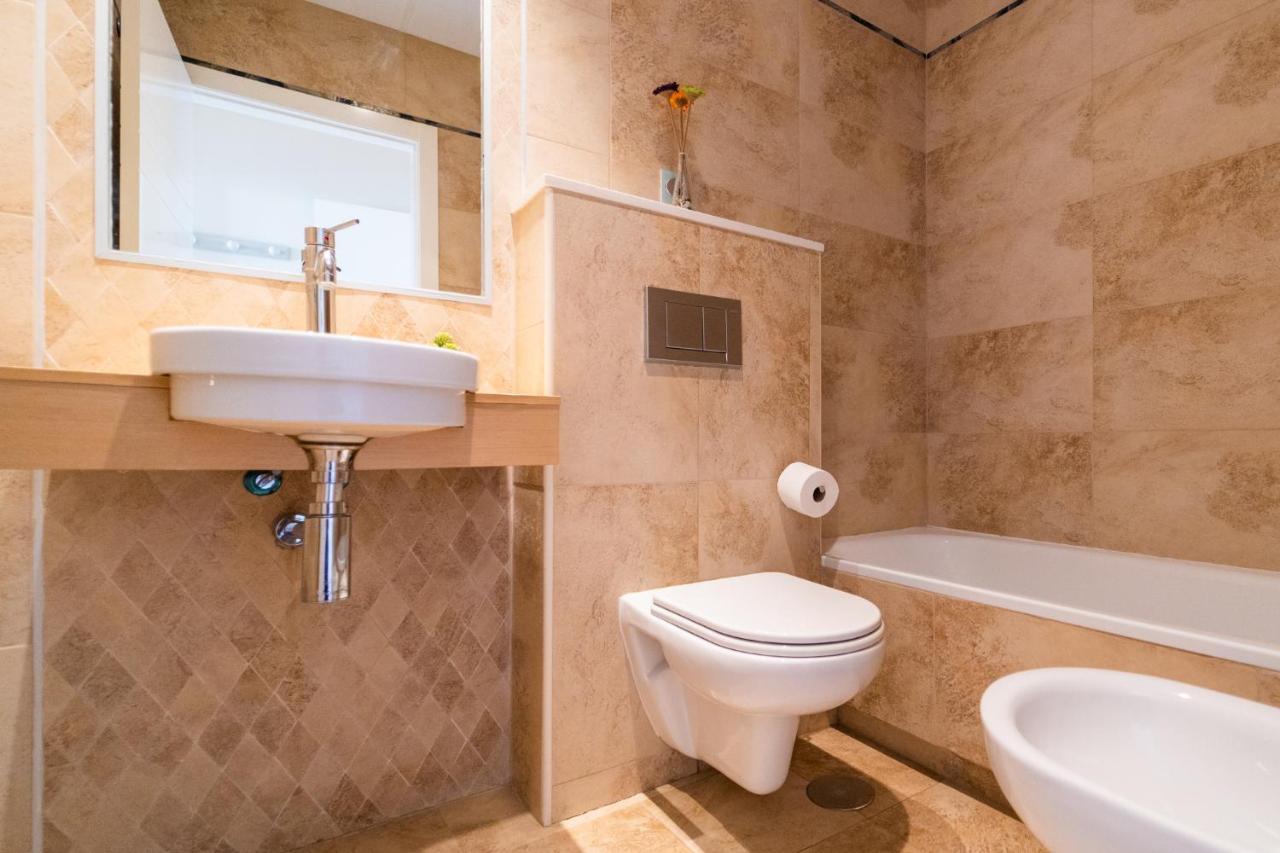 Primera Linea De Mar Con Piscina, Gimnasio Y Parking 2 Hab Y 2 Banos Villajoyosa Bagian luar foto